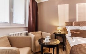 Golden Apartments